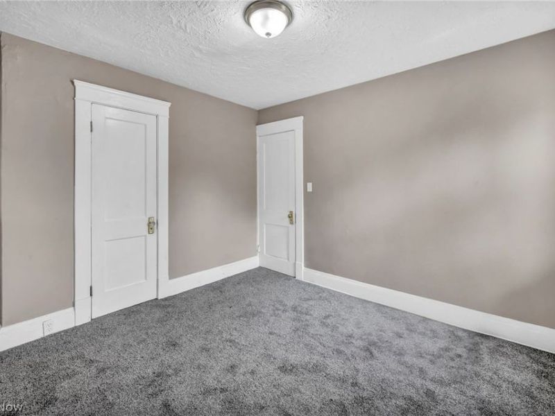 13016 Beachwood Avenue, Cleveland, OH 44105 Photo 29