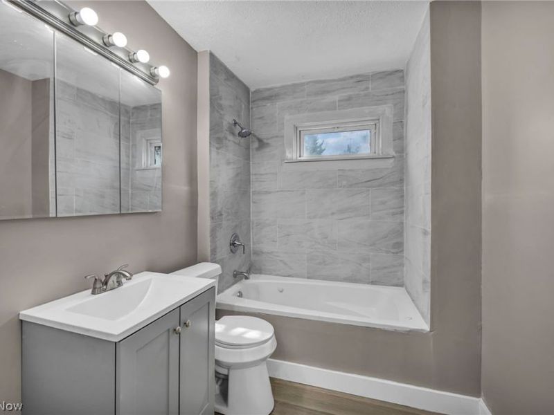 13016 Beachwood Avenue, Cleveland, OH 44105 Photo 34