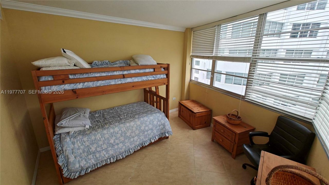 825 Brickell Bay Dr, Unit 841, Miami, FL 33131 Photo