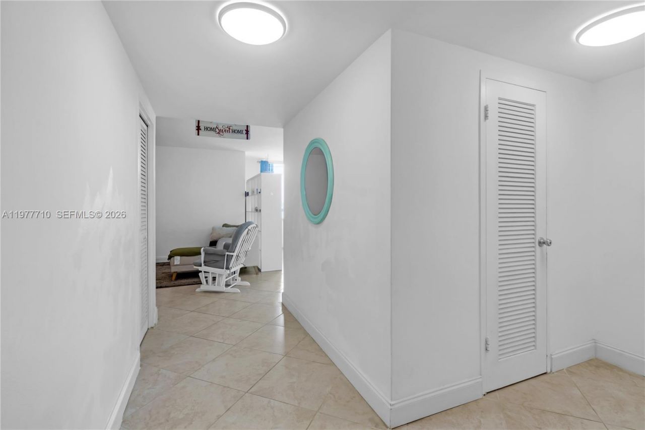 1000 West Ave , Unit 1121, Miami Beach, FL 33139 Photo