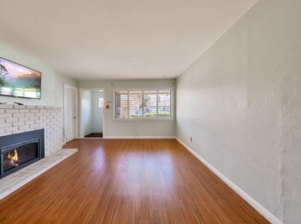 4980 Alcott Dr, Sacramento, CA 95820 Photo