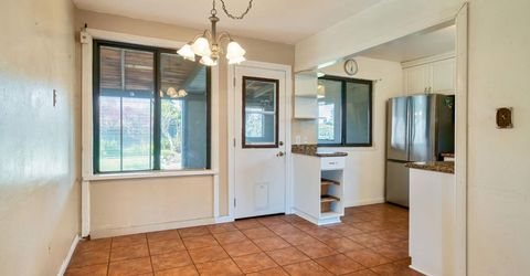 4980 Alcott Dr, Sacramento, CA 95820 Photo