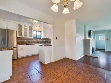4980 Alcott Dr, Sacramento, CA 95820 Photo