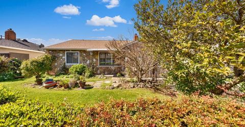 4980 Alcott Dr, Sacramento, CA 95820 Photo