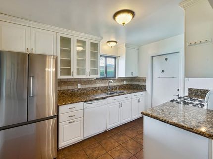 4980 Alcott Dr, Sacramento, CA 95820 Photo