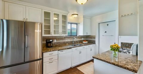 4980 Alcott Dr, Sacramento, CA 95820 Photo