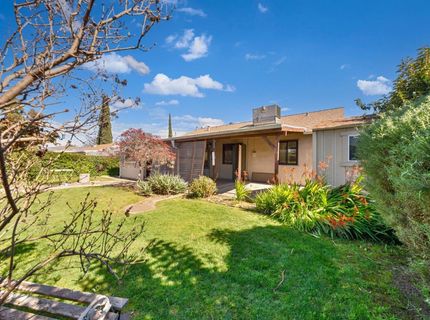 4980 Alcott Dr, Sacramento, CA 95820 Photo