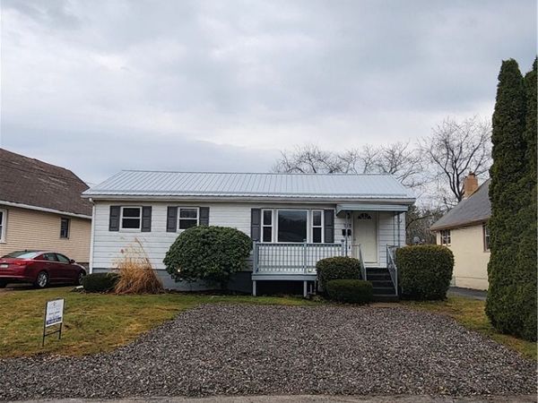 115 Conemaugh St, Blairsville, PA 15717