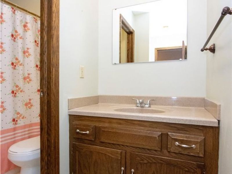 103 Oakmont Court, Wooster, OH 44691 Photo 9