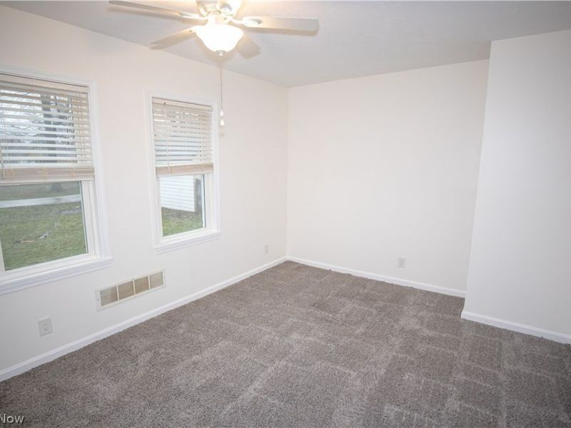 84 Thames Avenue, Bedford, OH 44146 Photo 16