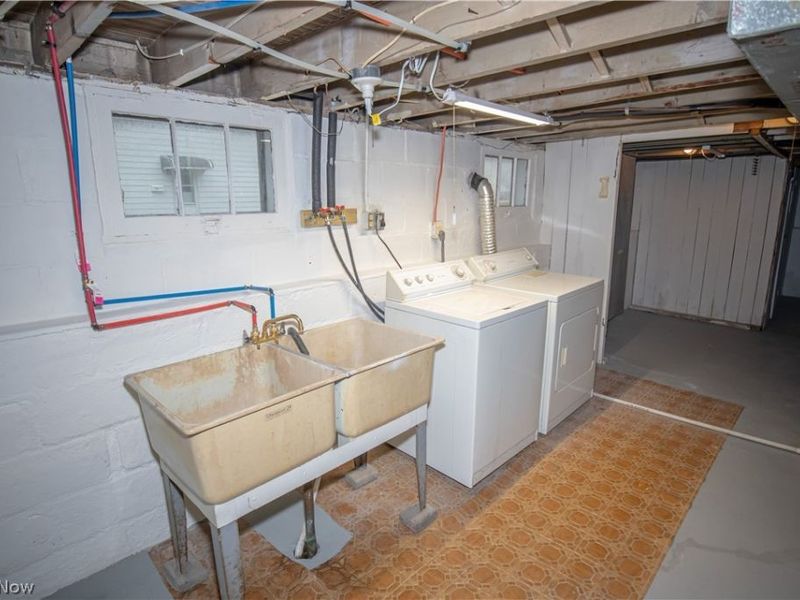 84 Thames Avenue, Bedford, OH 44146 Photo 22