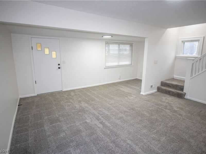 84 Thames Avenue, Bedford, OH 44146 Photo 8