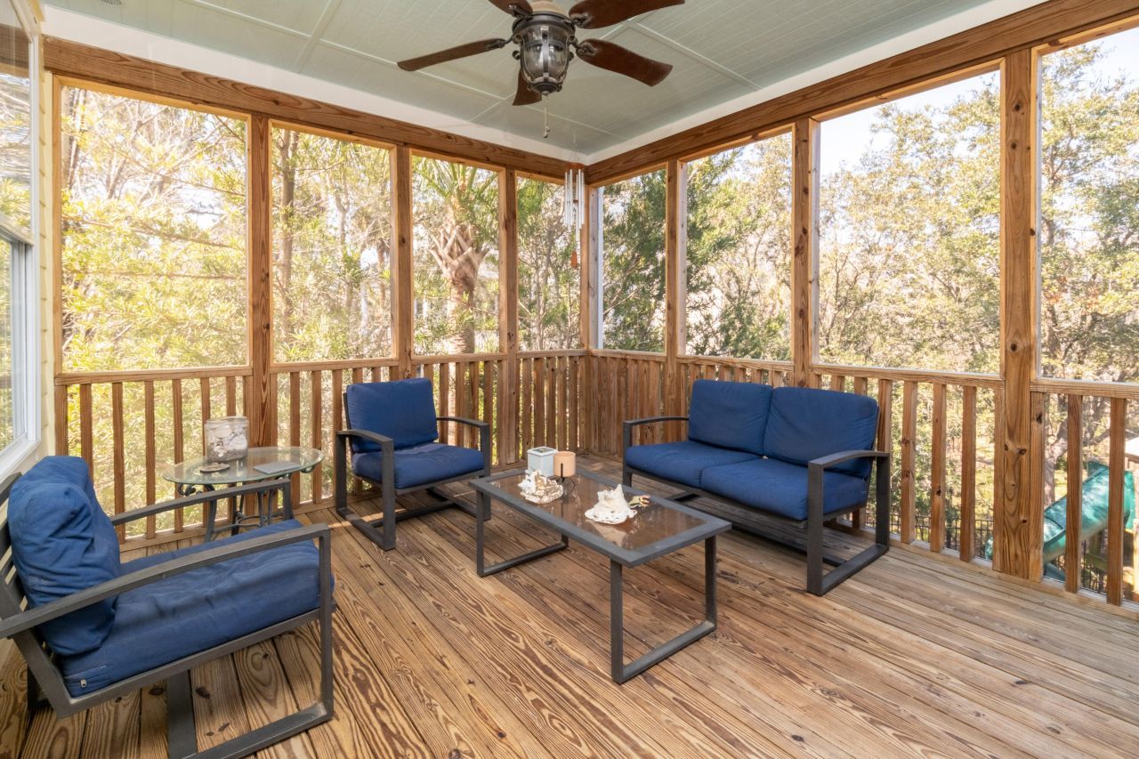 201 N Ladd Court Photo 19