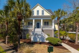 201 N Ladd Court photo 4