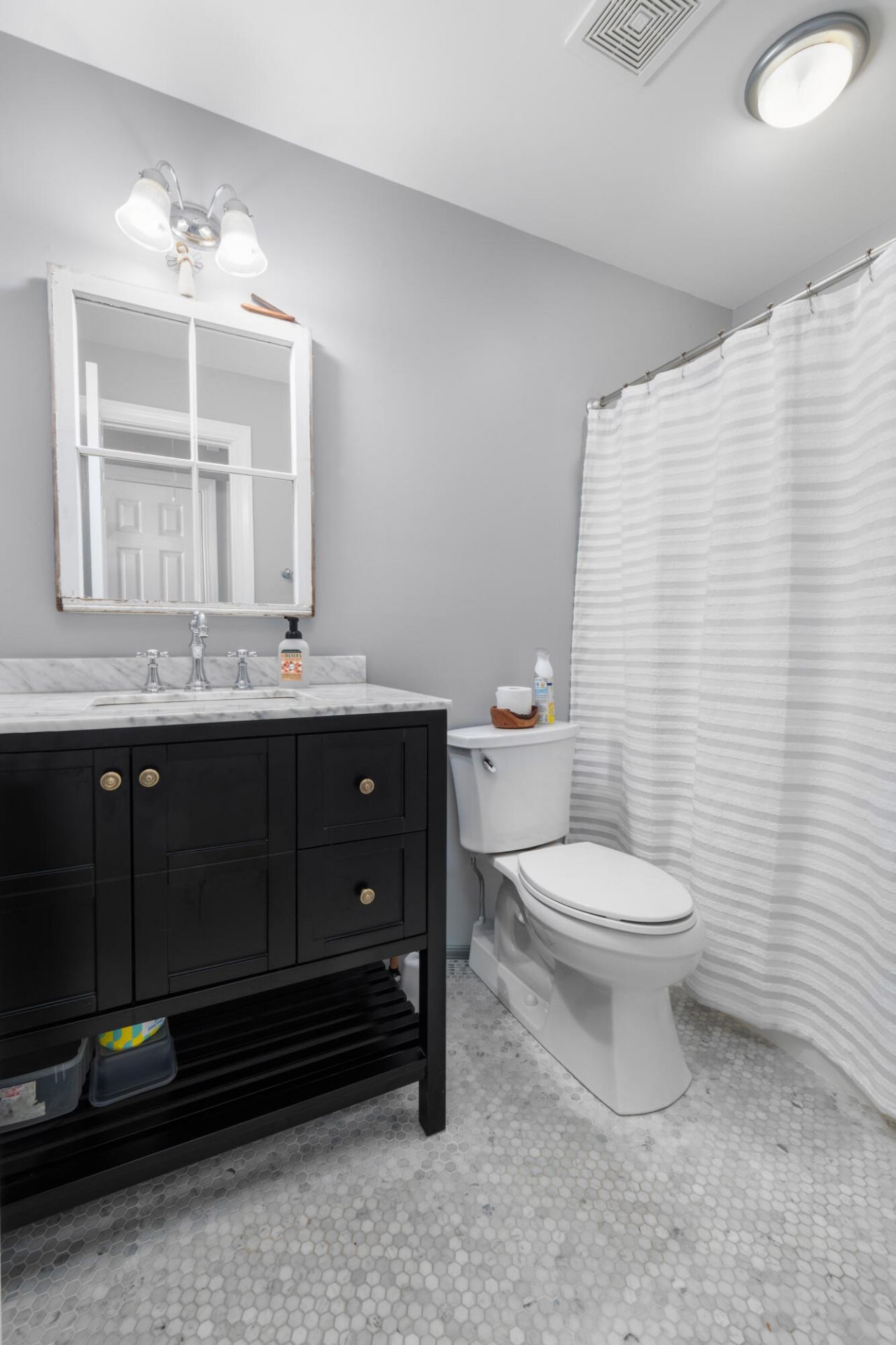 201 N Ladd Court Photo 31