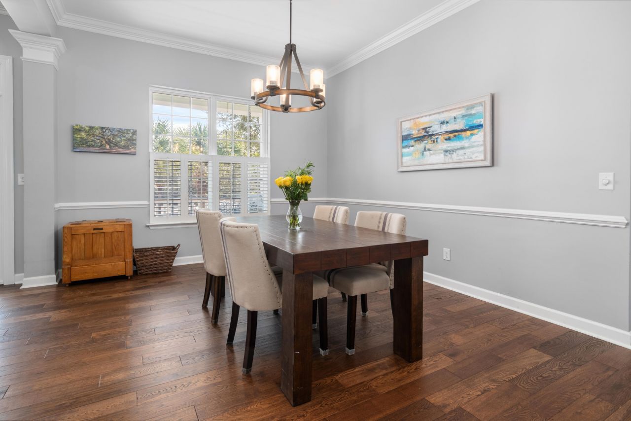 201 N Ladd Court Photo 8