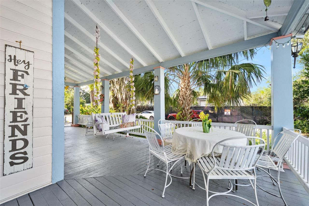 228 W Howry Avenue , Deland, FL 32720 Photo