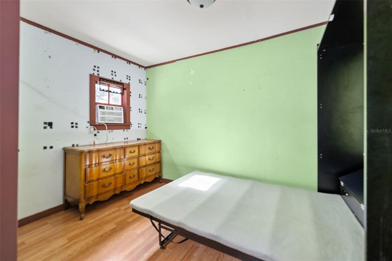 228 W Howry Avenue , Deland, FL 32720 Photo