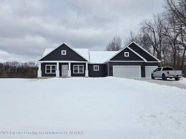 68 Bunny Trail, Saginaw, MI 48638