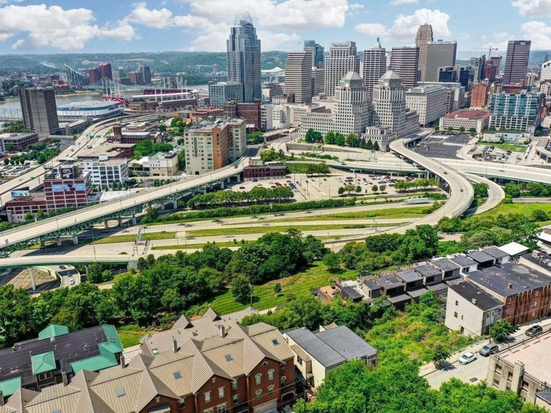 375 Oregon Street, Cincinnati, OH 45202 Photo 1