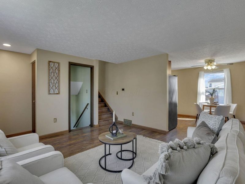 2528 Dwiton Court, Grove City, OH 43123 Photo 12