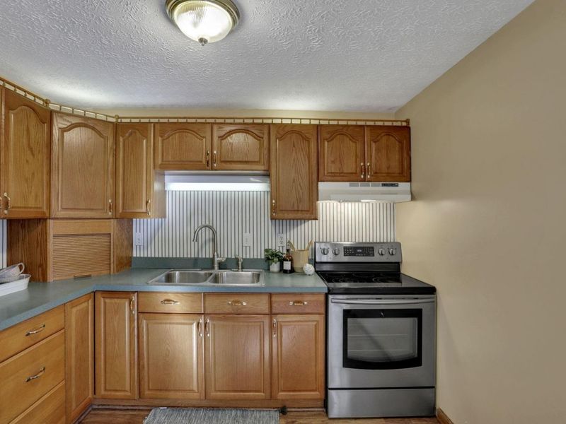 2528 Dwiton Court, Grove City, OH 43123 Photo 19