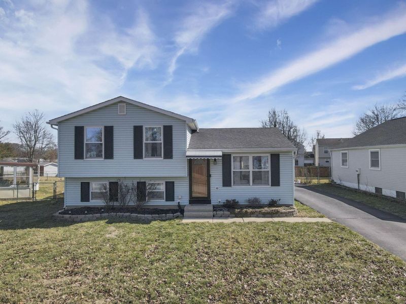 2528 Dwiton Court, Grove City, OH 43123 Photo 2