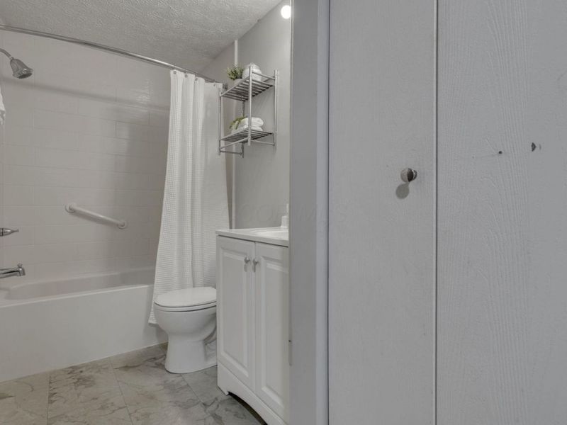 2528 Dwiton Court, Grove City, OH 43123 Photo 26