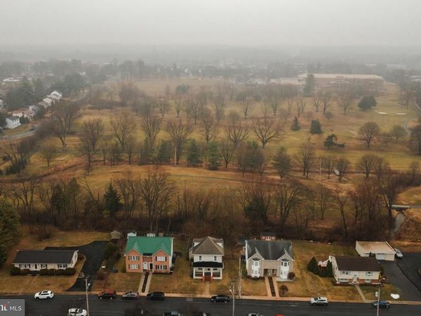 20 WILLARD STREET, HAGERSTOWN, MD 21740