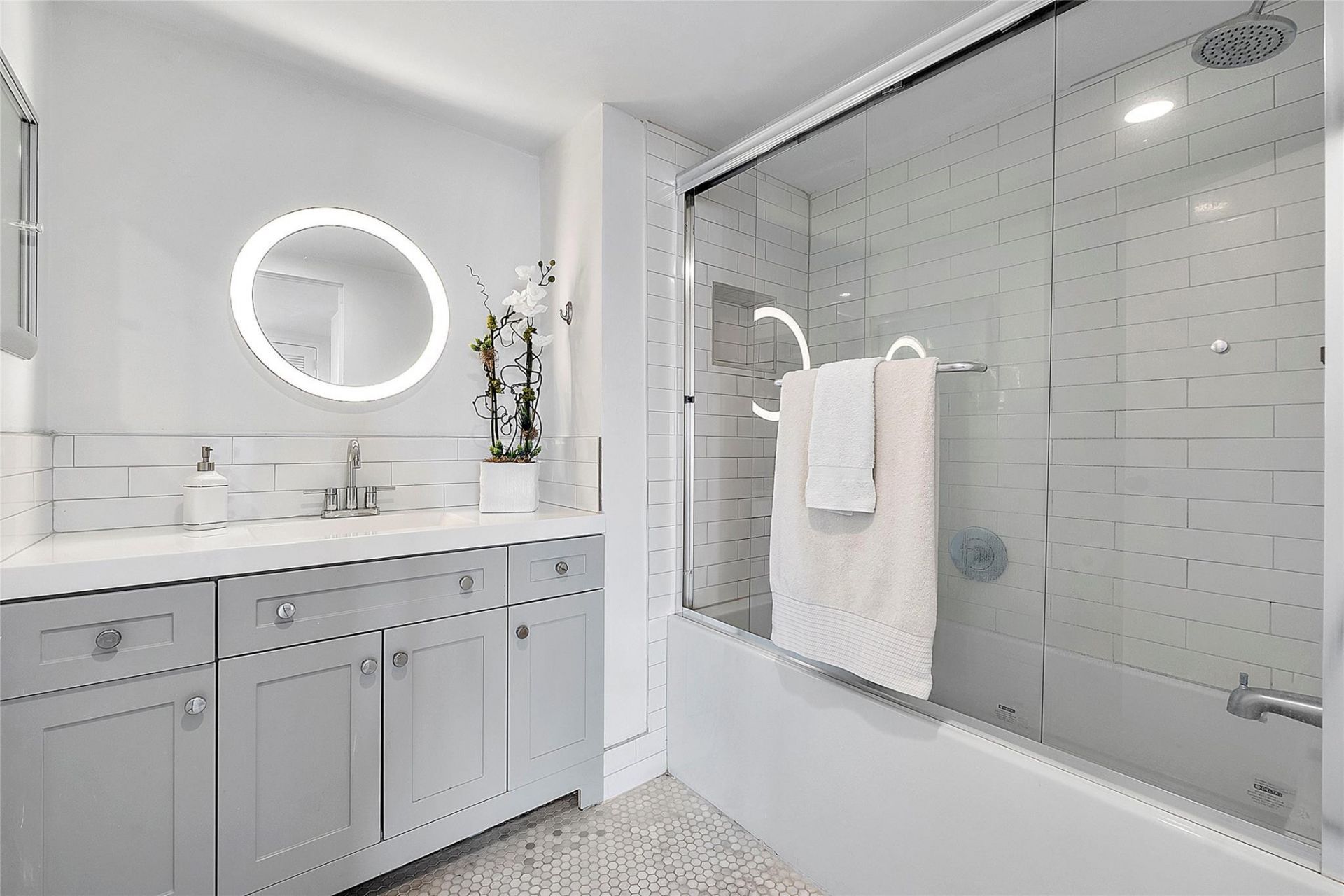 3000 Holiday Drive, Unit 1801, Fort Lauderdale, FL 33316 Photo