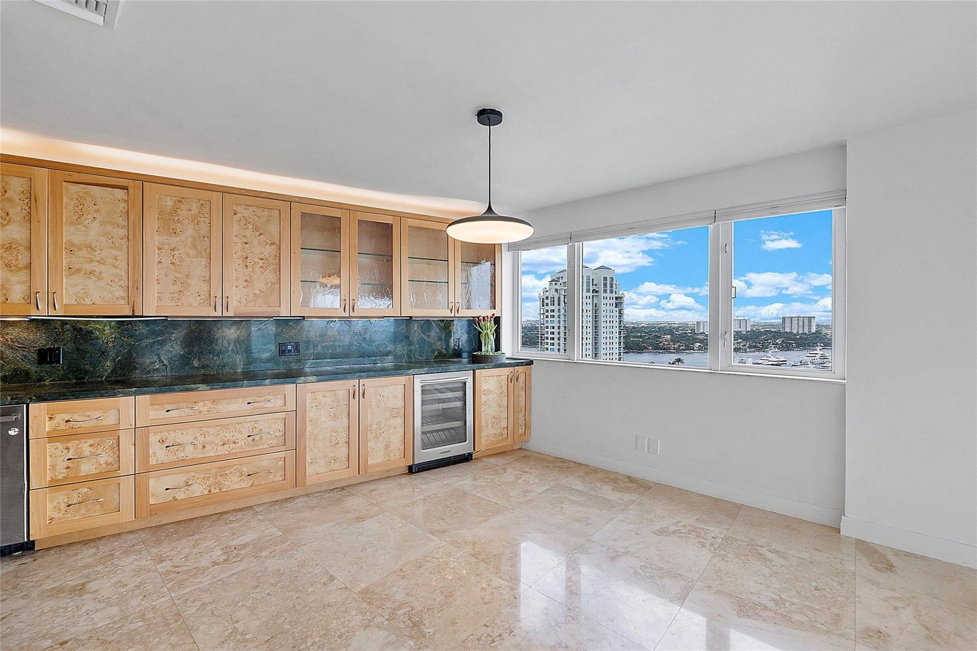 3000 Holiday Drive, Unit 1801, Fort Lauderdale, FL 33316 Photo