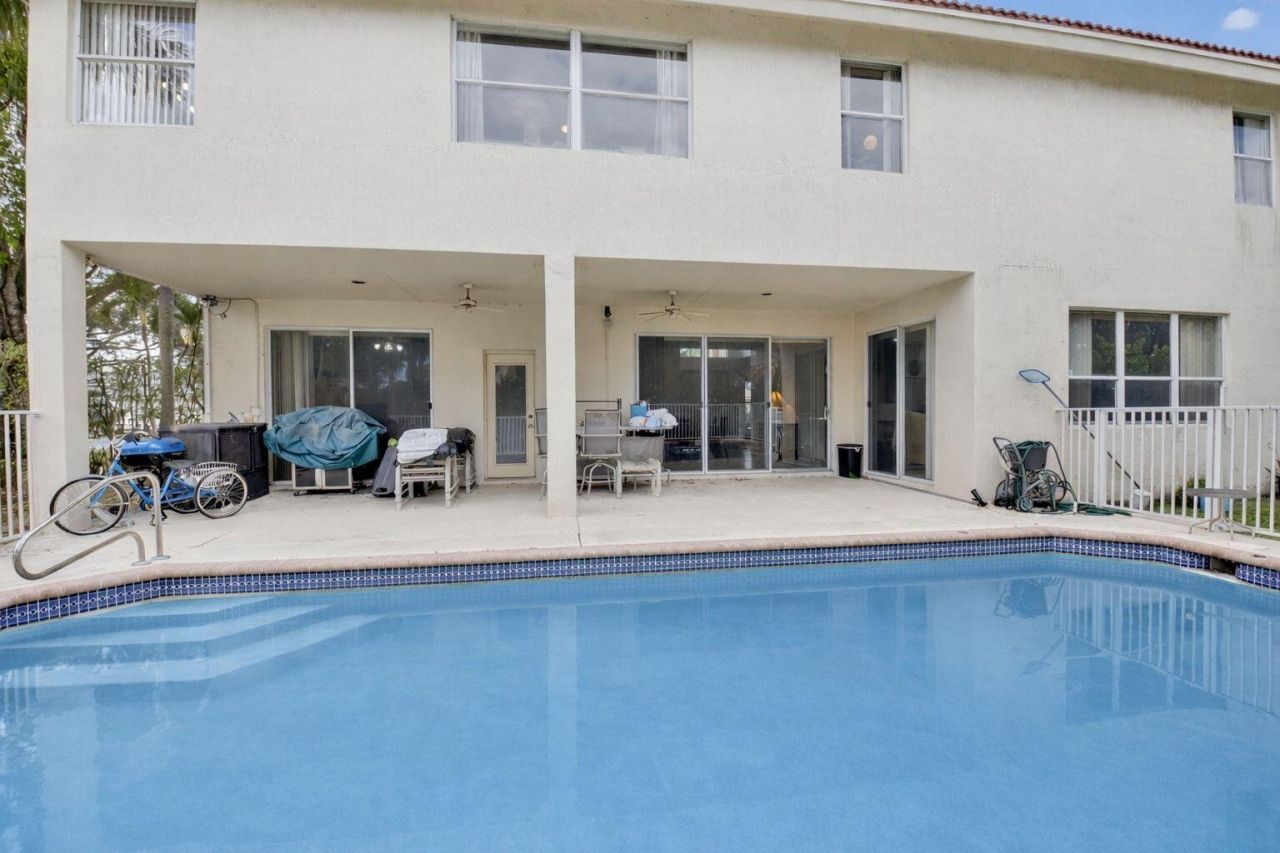 7106 Taylorwood Drive, Lake Worth, FL 33467 Photo