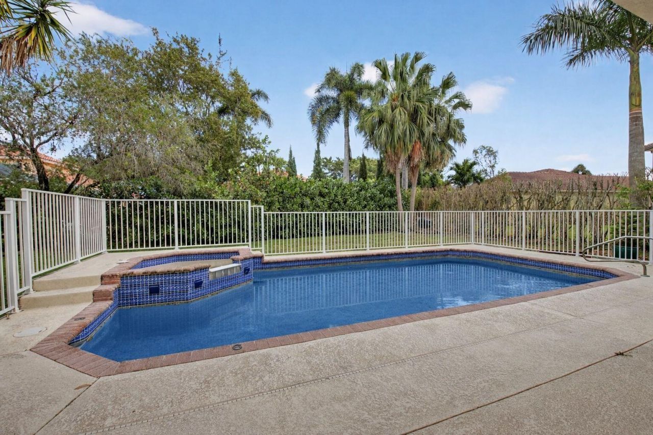 7106 Taylorwood Drive, Lake Worth, FL 33467 Photo