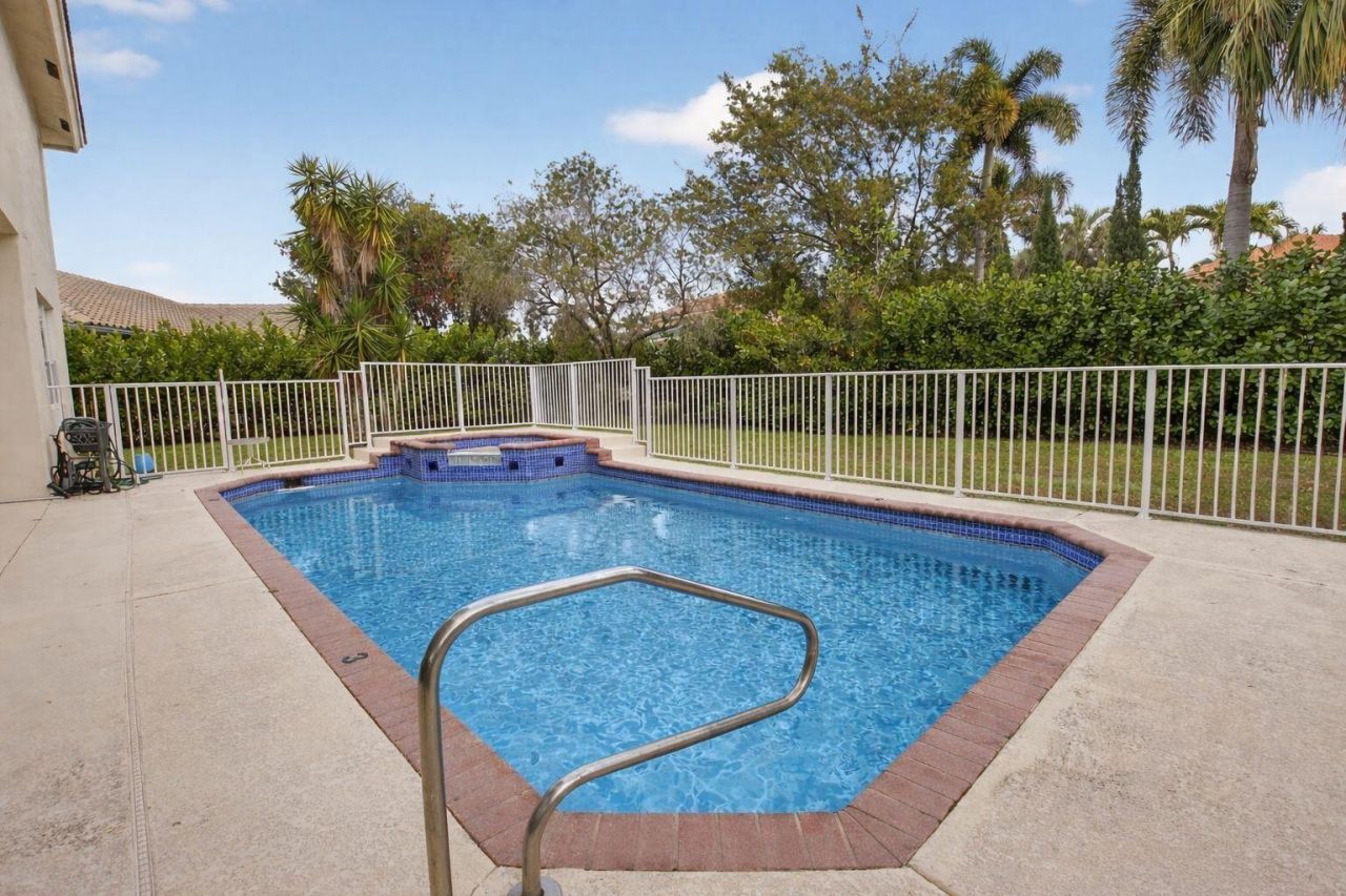 7106 Taylorwood Drive, Lake Worth, FL 33467 Photo