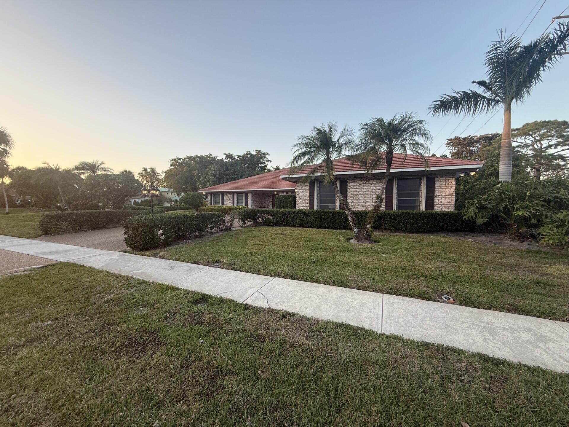2101 NW 25th Street, Boca Raton, FL 33431 Photo