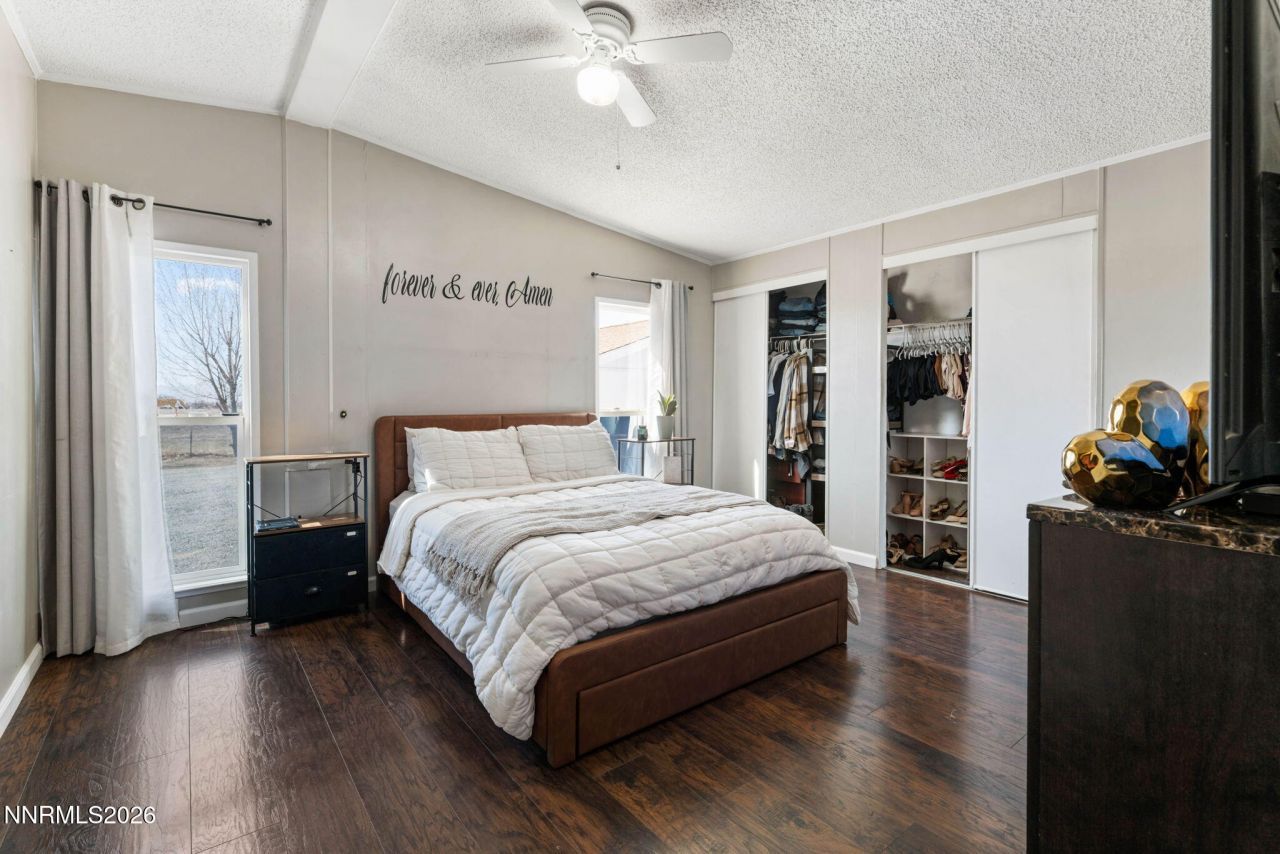 25 N Bybee Lane, Yerington, NV 89447 Photo