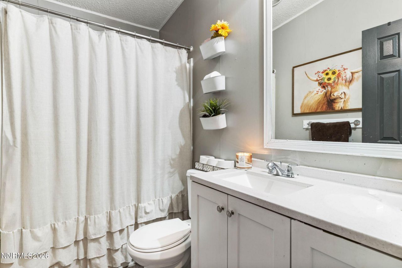 25 N Bybee Lane, Yerington, NV 89447 Photo