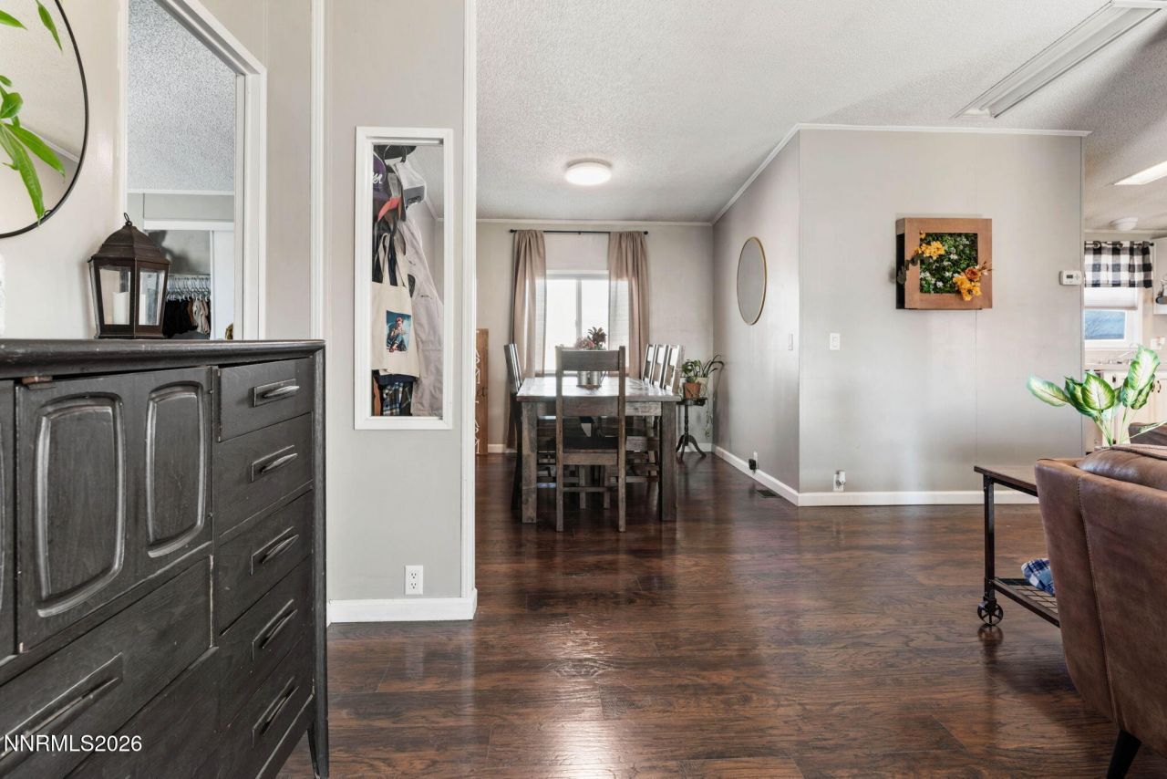 25 N Bybee Lane, Yerington, NV 89447 Photo