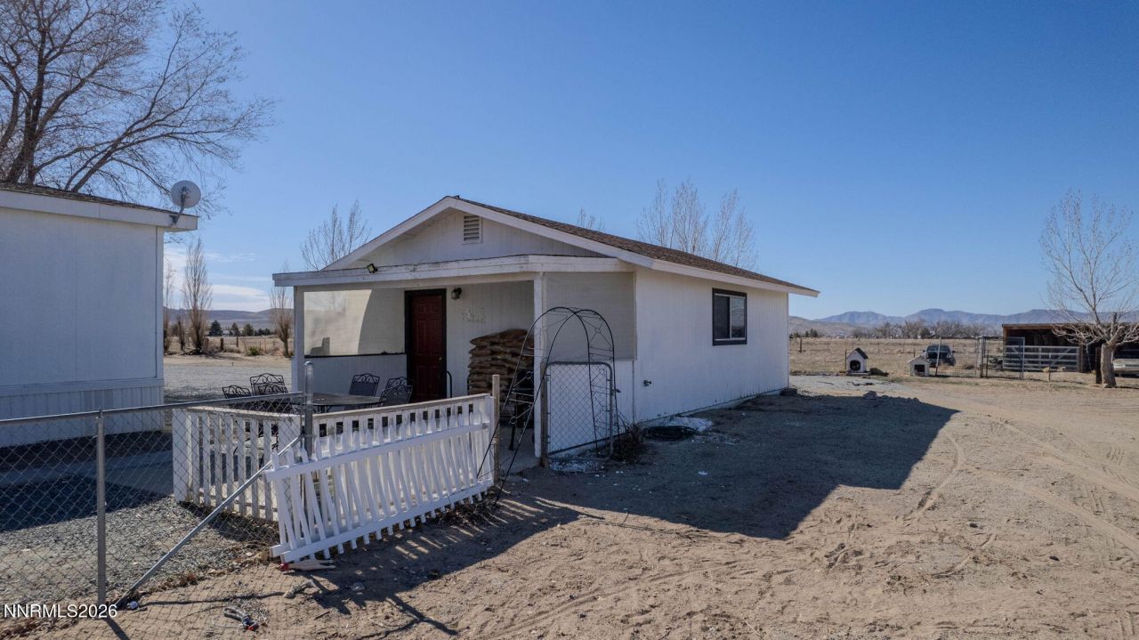 25 N Bybee Lane, Yerington, NV 89447 Photo