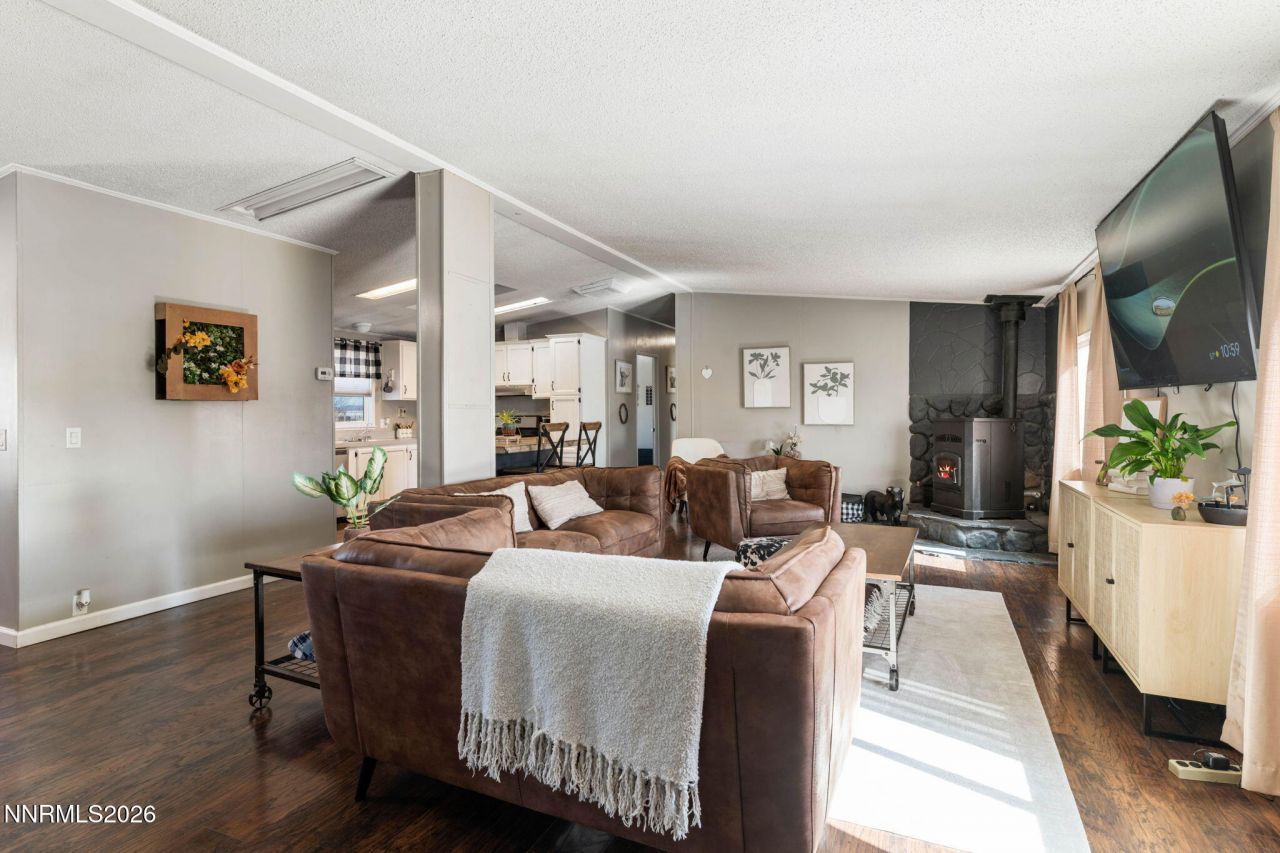 25 N Bybee Lane, Yerington, NV 89447 Photo