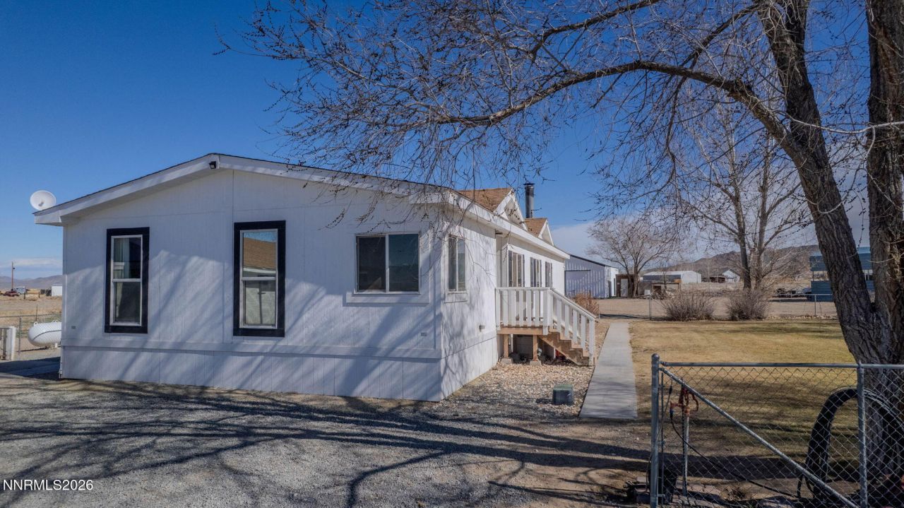 25 N Bybee Lane, Yerington, NV 89447 Photo
