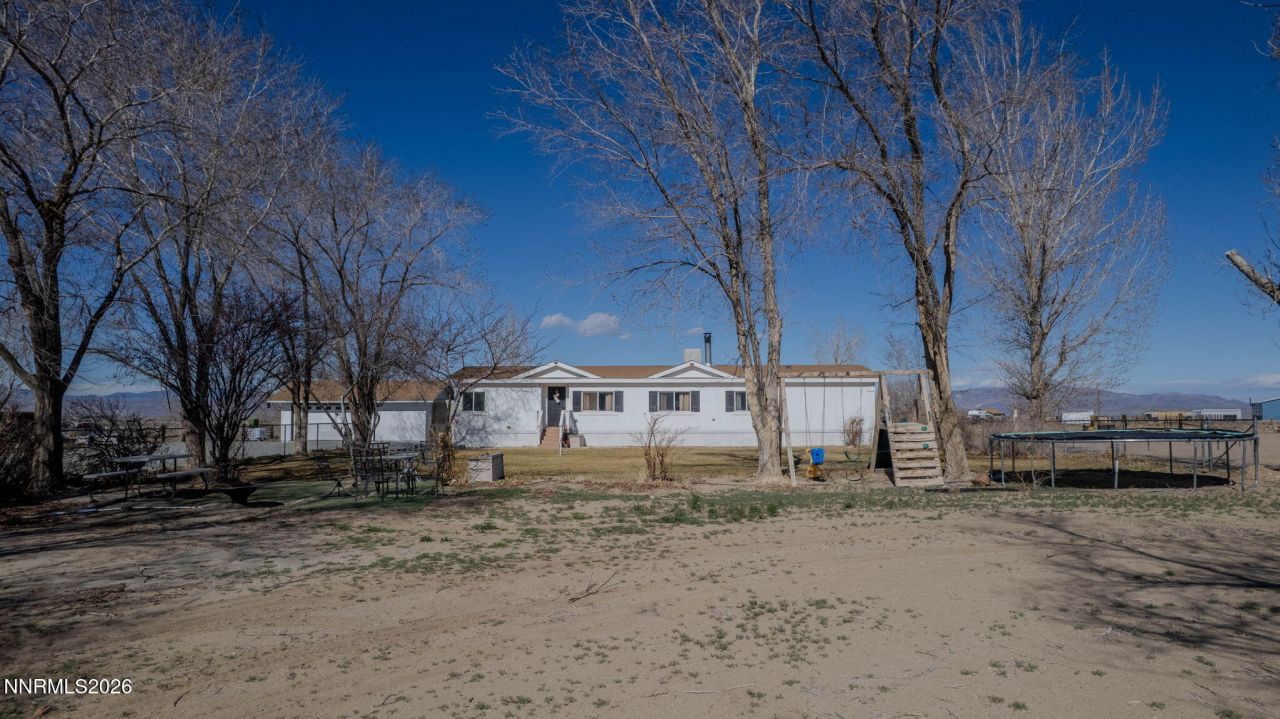 25 N Bybee Lane, Yerington, NV 89447 Photo