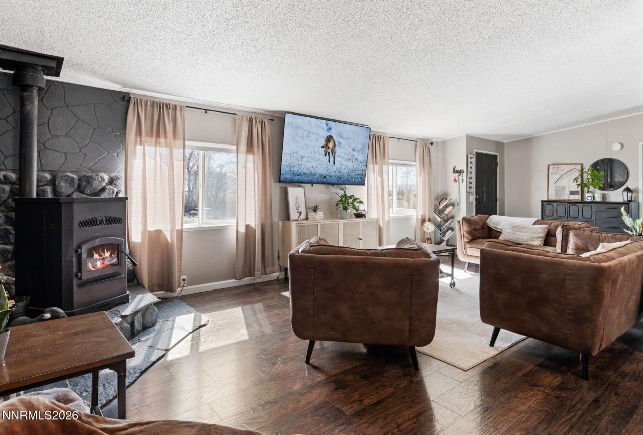 25 N Bybee Lane, Yerington, NV 89447 Photo