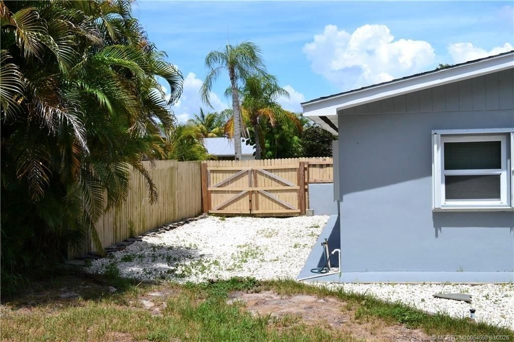 3489 NE Linda Drive, Jensen Beach, FL 34957 Photo