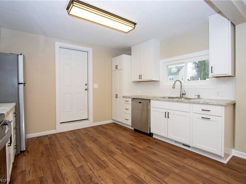 145 Meadowvale Avenue, Rittman, OH 44270 Photo 7