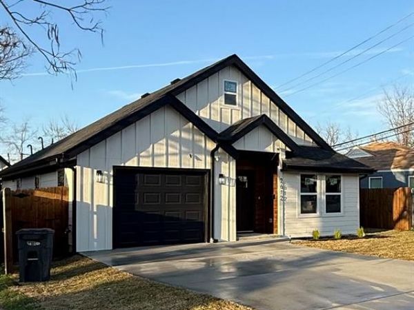 2612 Mission, Fort Worth, TX 76109
