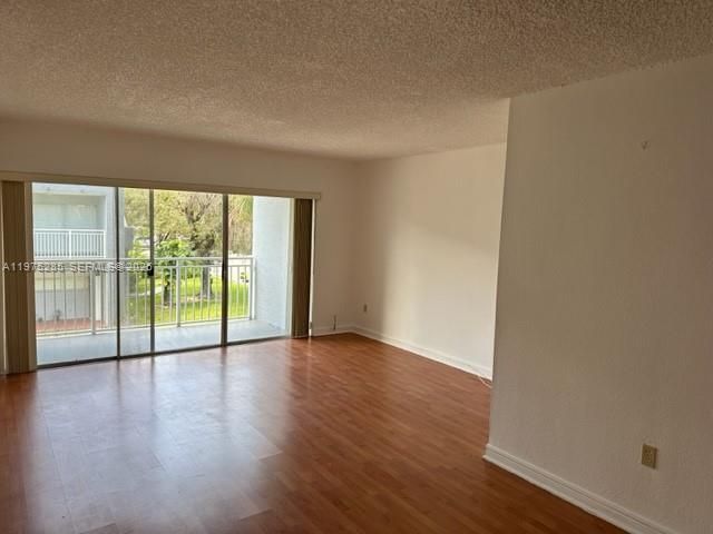 9373 Fontainebleau Blvd , Unit K217, Miami, FL 33172 Photo