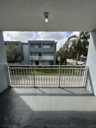 9373 Fontainebleau Blvd , Unit K217, Miami, FL 33172 Photo