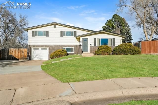 1824 Francis Place, Colorado Springs, CO 80909 Main Photo