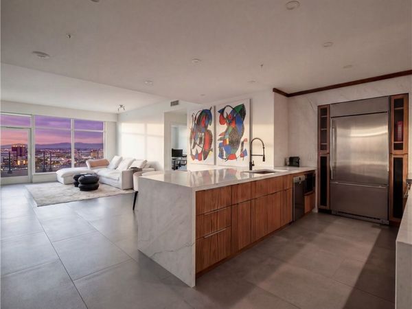 3131 Michelson, Unit 1607, Irvine, CA 92612